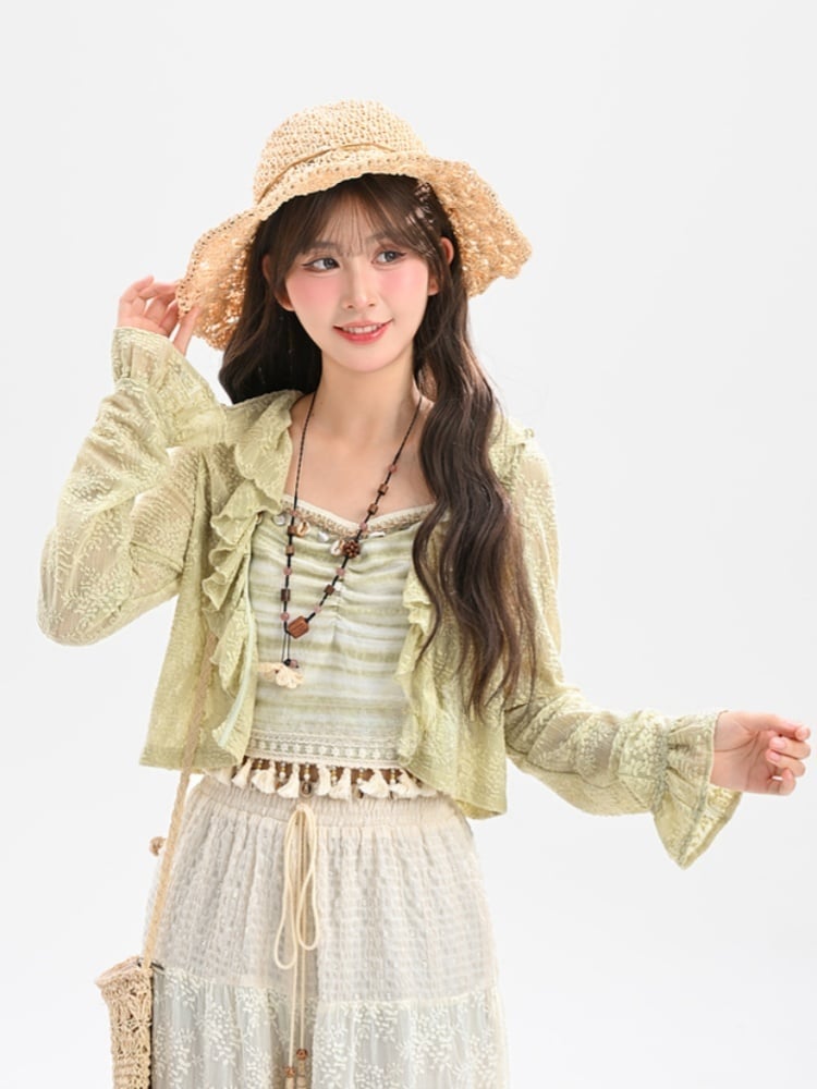 Kawaii Spitzen-Cardigan mit grünem Rüschensaum und ausgehöhltem Yume