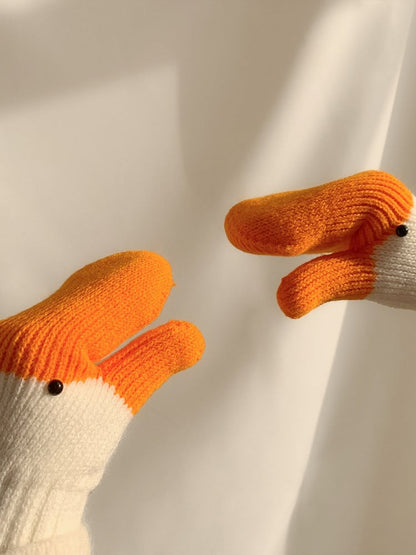 Duck Knit Mittens Beak