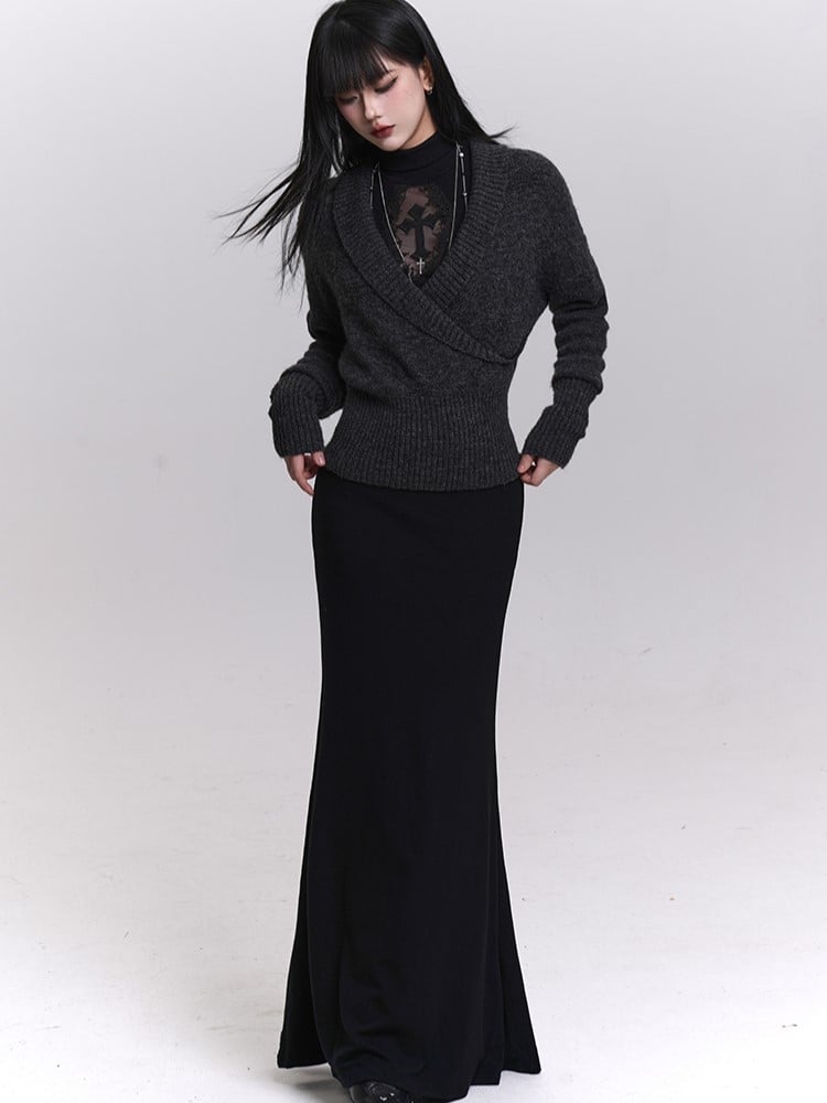 Gothic Elegance Black Mermaid Dress with Coffin-Shaped Cutout & Cross Applique