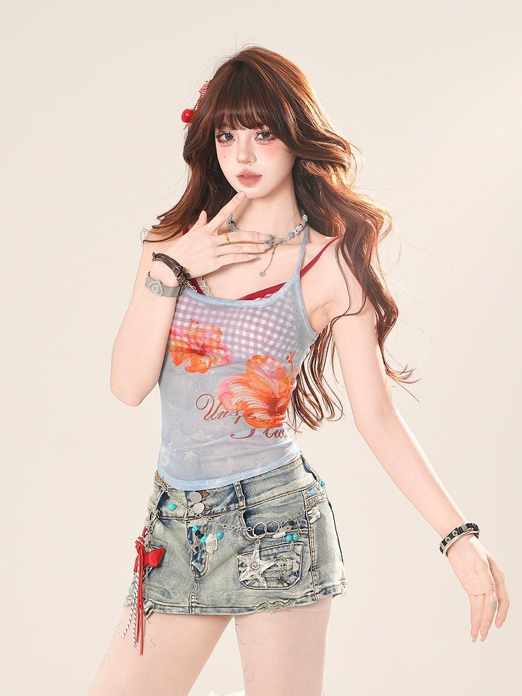 ピンク/ブルーの花柄セミシースルーホルターネックトップスとレッドチェック柄キャミソールセット