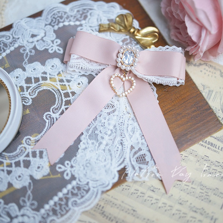 チャームダスティピンクビーズスクエアラインストーンハートジライケイボウブローチ