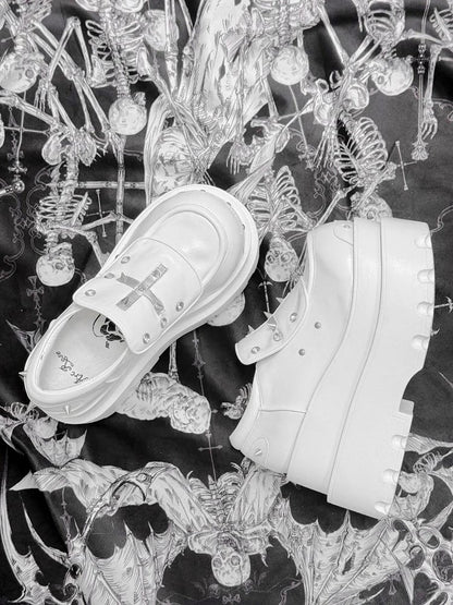 Studded Punk with Platform Details Shoes Cross Accents White