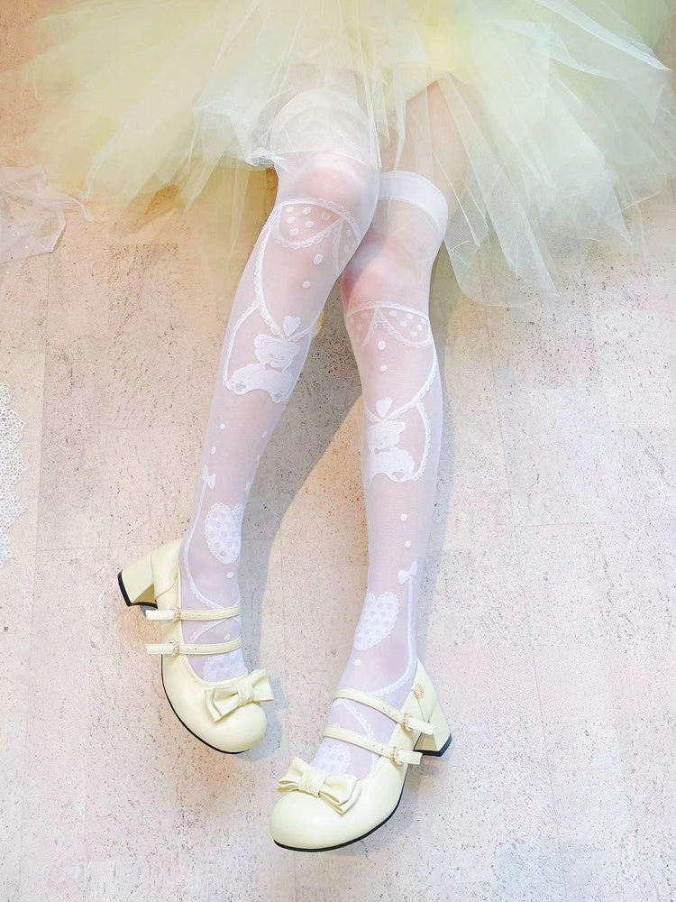 Weiß/schwarze Overknee-Strümpfe mit Teddybär und Herz