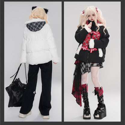 Schwarz/Weiß bezahlte Pufferjacke mit Schleifenapplikation und Kapuze, Plüschmanschetten