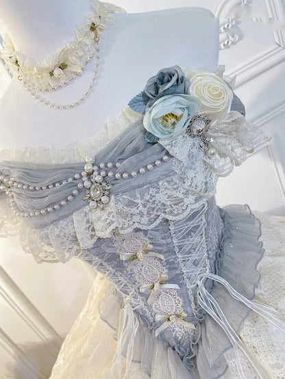 青い花柄ブローチ