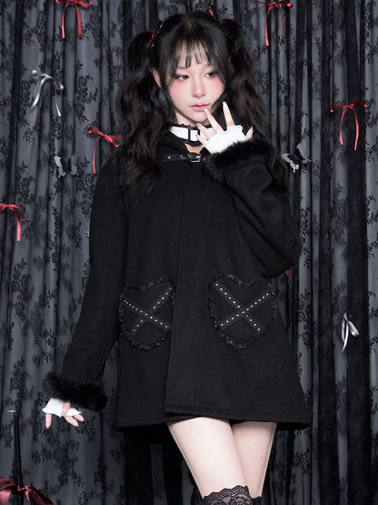 ハートアップリケポケットバックルジライケイプラッシュスタッズブラックストラップフード付きジャケットカフス