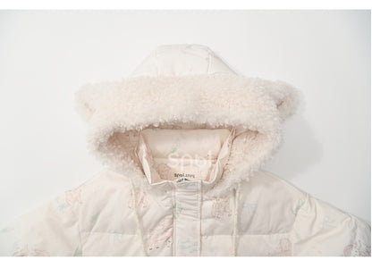 Süße weiße Daunenjacke mit Kapuze und Lamm-Print, kurze/lange Version