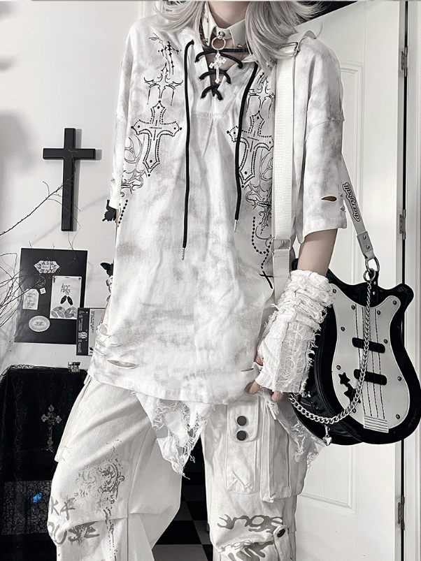 HolesCross Distressed Tie-Dye Devil WhiteGray Sleeve Print Short Horn Hoodiewith Gothic
