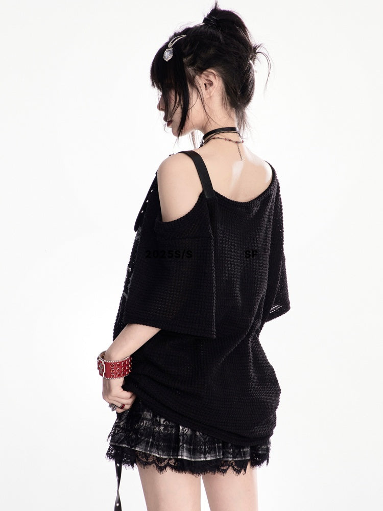 Y2K Schwarzes, asymmetrisches T-Shirt mit Sternträgern und Bittersüß