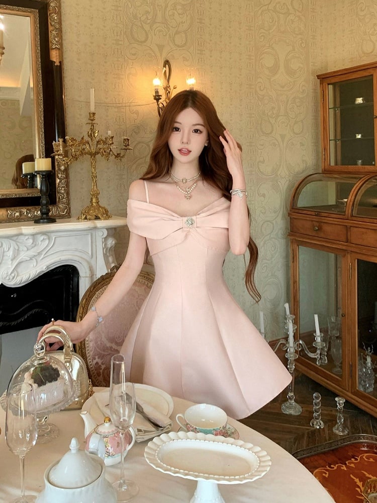 Off-Shoulder Straps Dress Elegant Thigh-length Detail Detachable with Bow