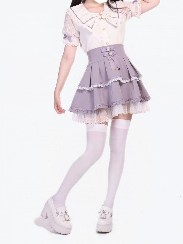 Jirai Kei Bluse mit Schleife, lila-weißem Kragen, Schleifen und Kronenbrosche