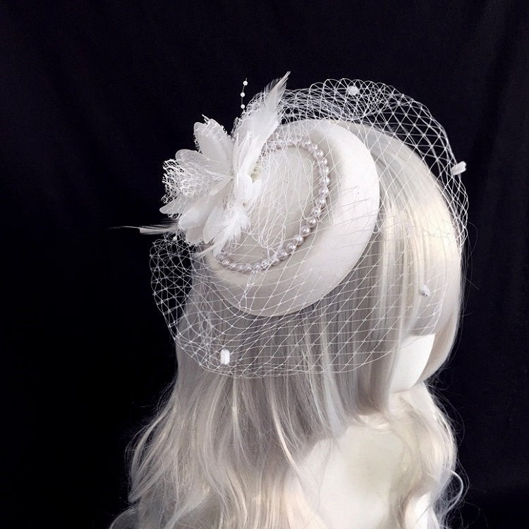 Details with Hat Mini Black/White Pearl Chain Floral