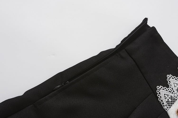 Ouji Lolita Gold Black High-Waisted Shorts Prince with Buttons