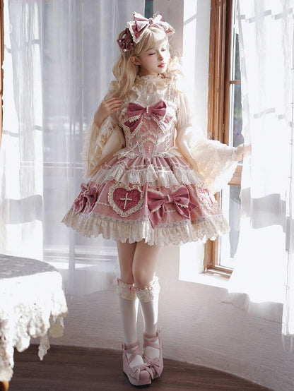 ピンクの蝶結びとハート型のアップリケスカートのスイートロリータドレス