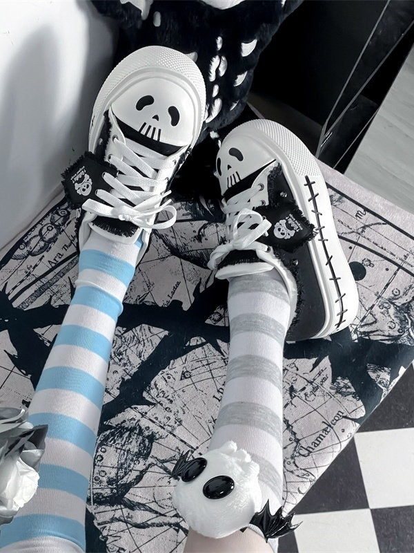 with Lace-up Sneakers White Flag Closure Black Ghost Y2K