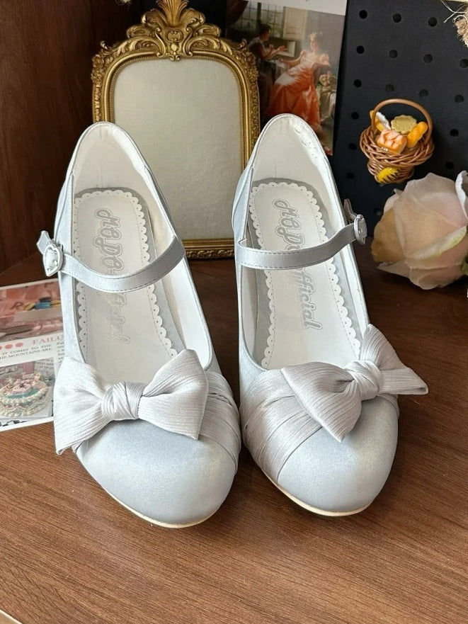 Sophisticated Silver Lolita Mid Heels - PU Leather with Ornamental Bow & Romantic Heart Fastener