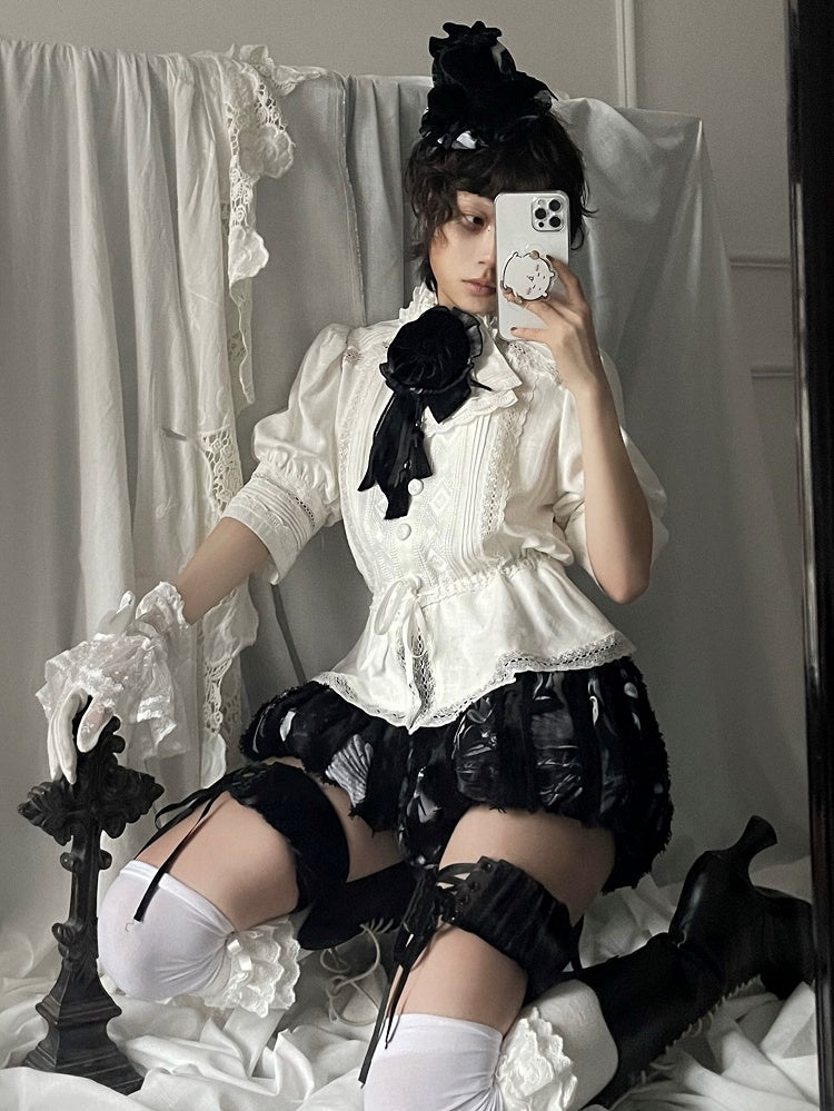 Neckline Blouse Lolita Closed Ruffle with White Hem