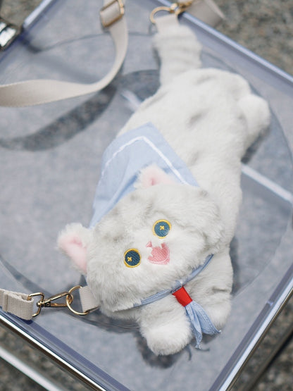 グレーのキュートな猫型ぬいぐるみクロスボディバッグ