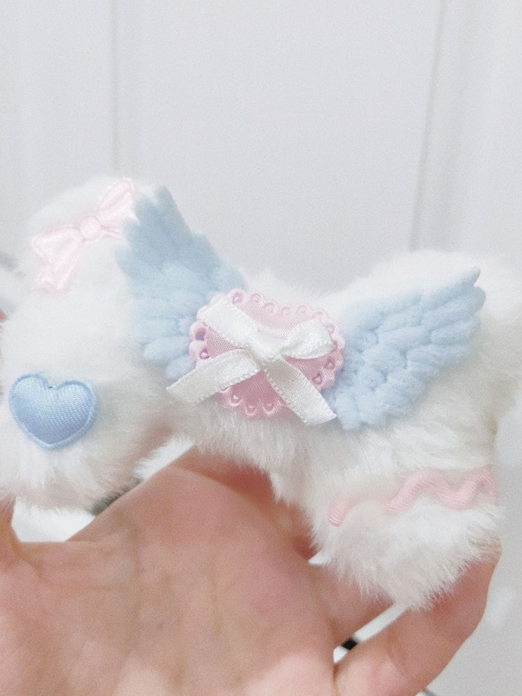 ふわふわの骨型ヘアクリップ