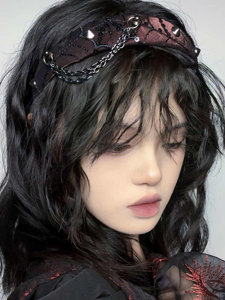 KC Chain Web Gothic Red Rivet Spider Detail Metal