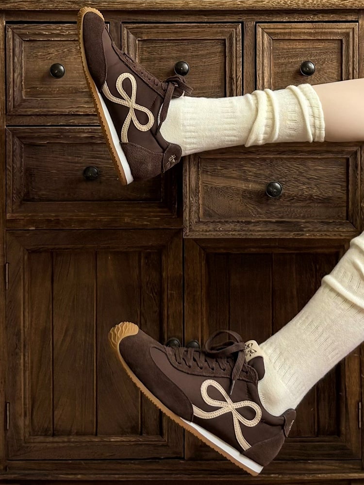 Design Bowknot Ties Front Lace-up Brown Sneakers
