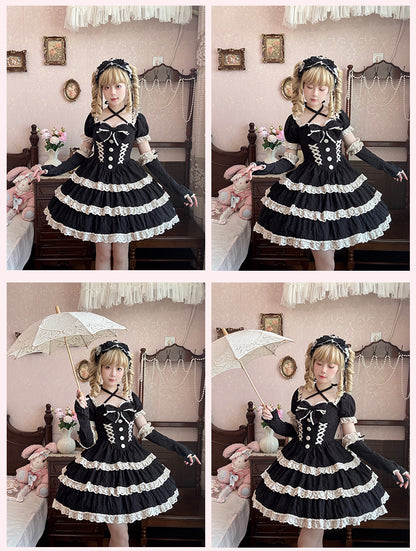 und Lolita-Taille, einteiliges Basken-Schulkleid aus Spitze, Beige, alter schwarzer Besatz