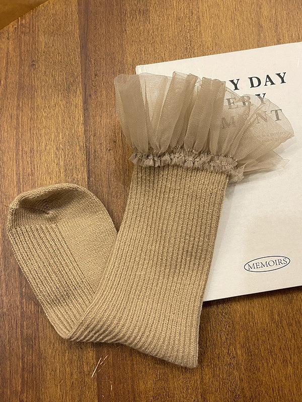 White Sweet Lace Trim Calf Socks