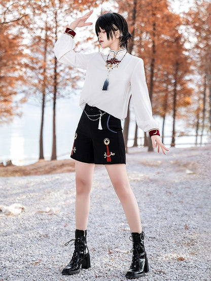 Ouji Fashion – Weißes Oberteil mit Stehkragen und chinesischen Knoten und langen Ärmeln