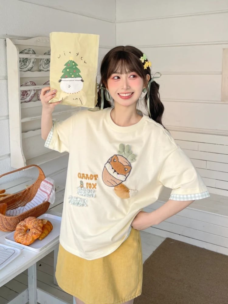 Neck Cutton Plush Crocodile/Fox Applique Apricot/Green Round T-Shirt