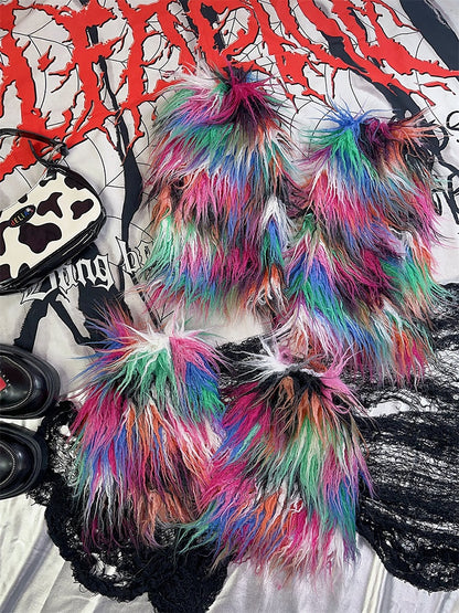 Bunte zottelige Beinwärmer aus Kunstpelz