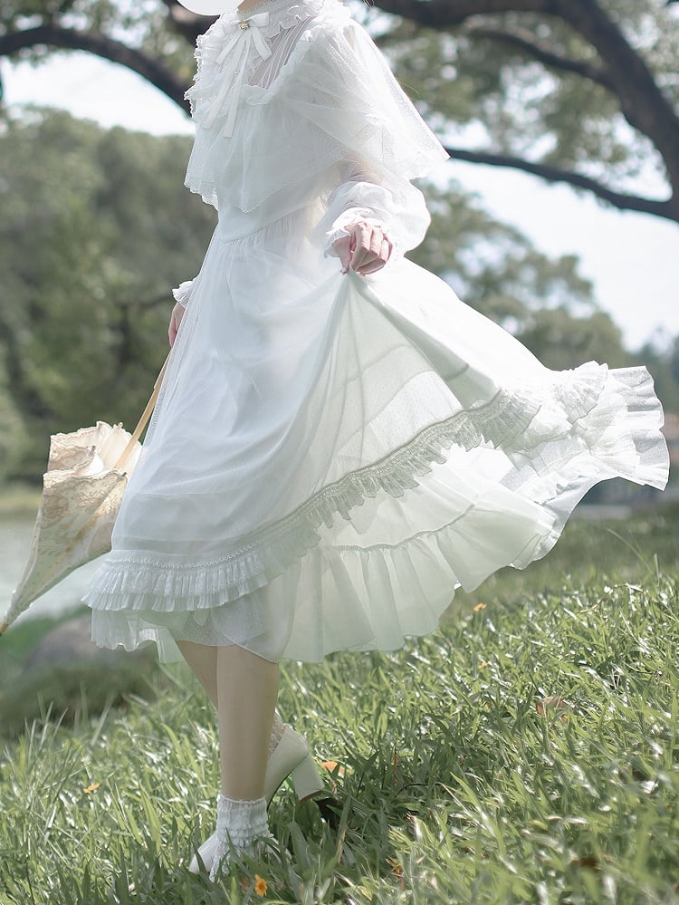 Lolita Classic Ethereal Tulle Dot All-White Style Sleeve Shiro in Cape Dress: