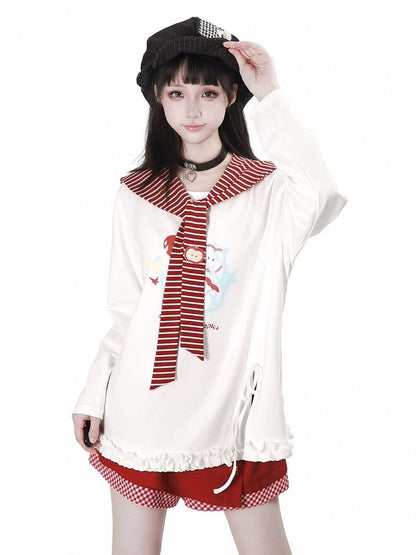 White Crew Neck T-Shirt with Apple Print and Split - PINK SAVIOR