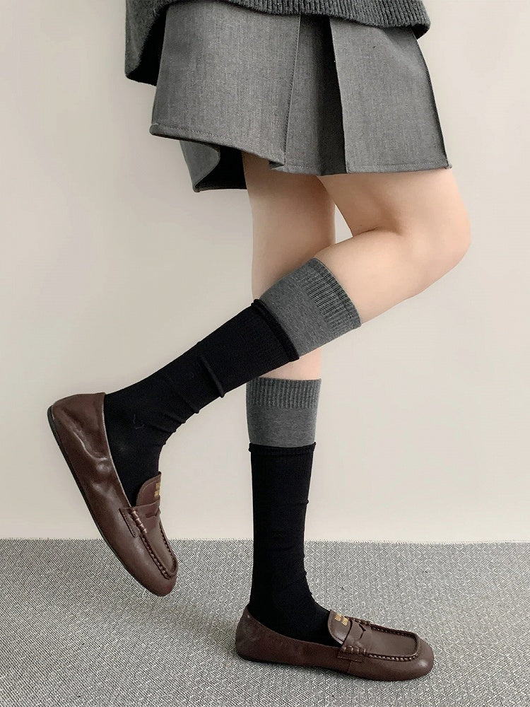 Two-Tone Ribbed Calf Socks
