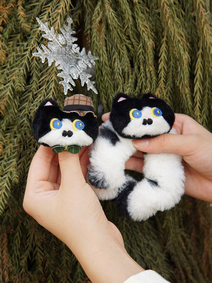 Süße Plüschbrosche in Kätzchenform