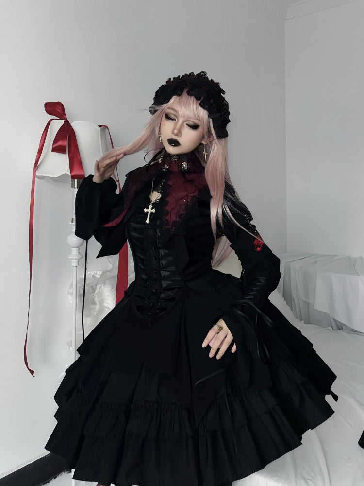 Roter Gothic Lolita Spitzkragen mit Kreuzkettenverzierung