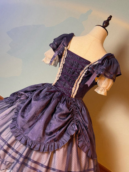 Lilafarbenes, quadratisches Ausschnitt-Feder-Jacquard-Kordelzugrock-Klassiker-Lolita-Kleid