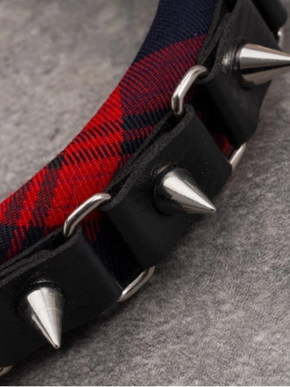 Ohrstecker Rot KC Charm Schnalle Design Mit Gitarre Muster Schwarz Plaid Und