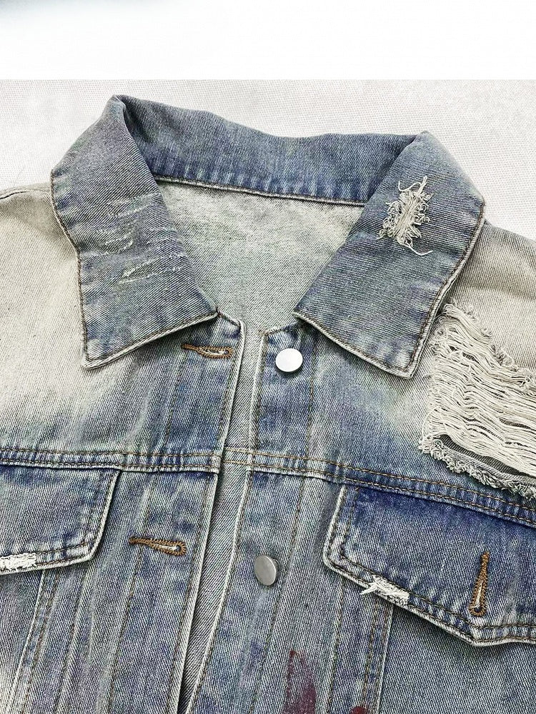 Distressed Jacke Löcher Details Print Design Denim Blau Hell