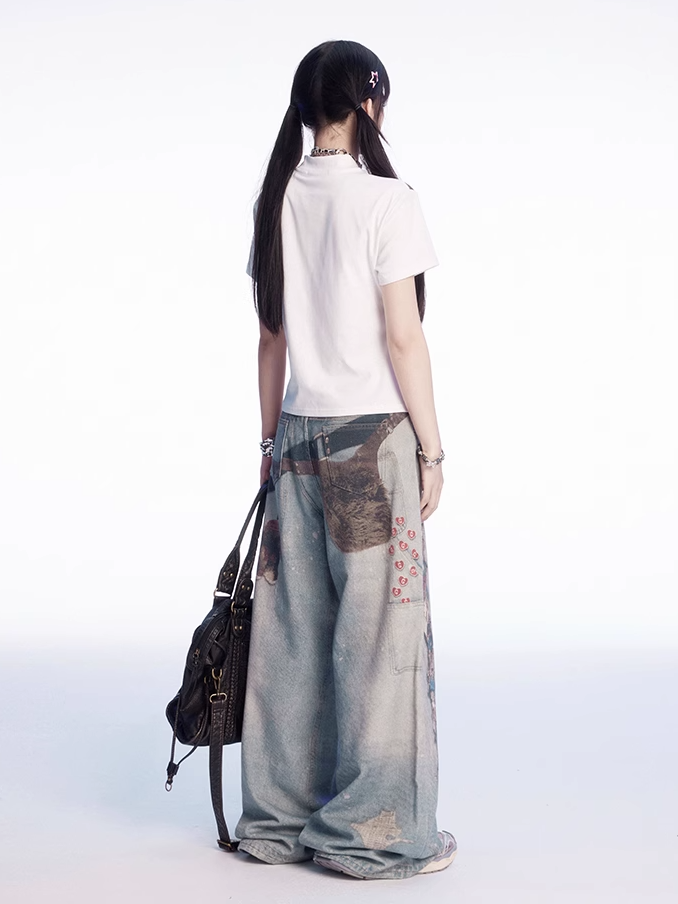 Weißes T-Shirt mit Rundhalsausschnitt und Vintage-Kätzchen-Print in schmaler Passform