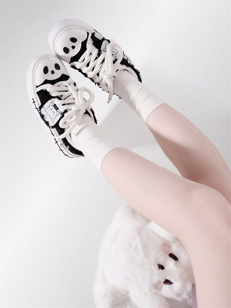 Sneakers Cute Black Ghost Platform Canvas and White