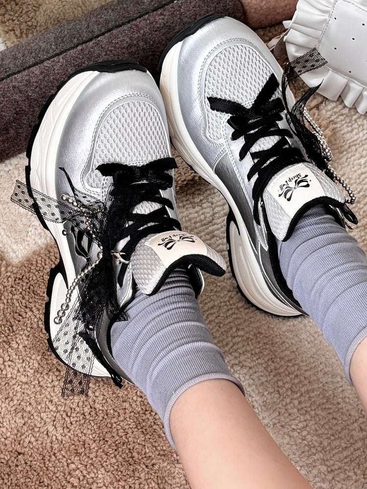 Beaded Front Ties Black Bowknot Lace-up Decorated Details Sneakers