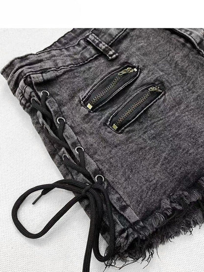 Glamorous – Schwarze Shorts mit Schnürung, Denim, Bittersweet Hem Raw