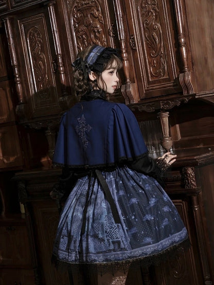 Elegant Plum Cape for Classic Gothic Style - iris de nuit
