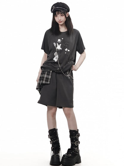 Gray Short Sleeve Tee with Overlapping Hem, Print & Chain Accent - PINK SAVIOR