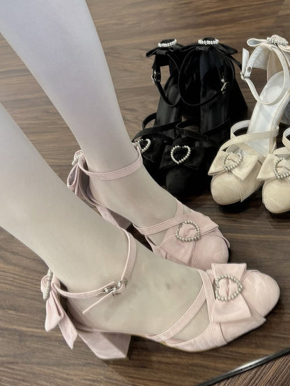 Hohe rosa Schleifen Lolita Riemen Akzent Block Herz Kreuzmuster Design Absatz - Perlen Sandalen