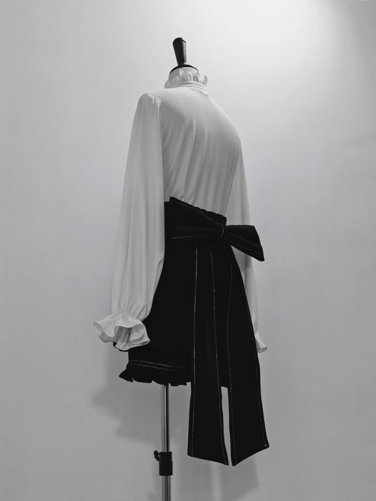 Weißes Ouji-Lolita-Shirt mit Rüschenausschnitt von Prince