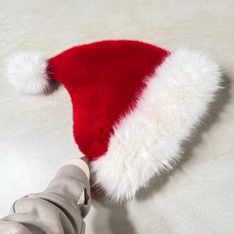 Red Hat Lolita White Furry Christmas-Themed