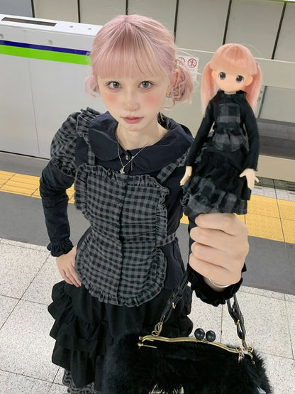 Top Ruffled Apron Black/White Peter with Pan Collar Faux Two-Piece