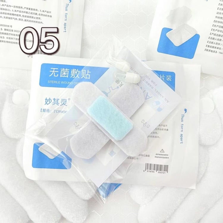 カプセル型ヤミカワイイヘアクリップ