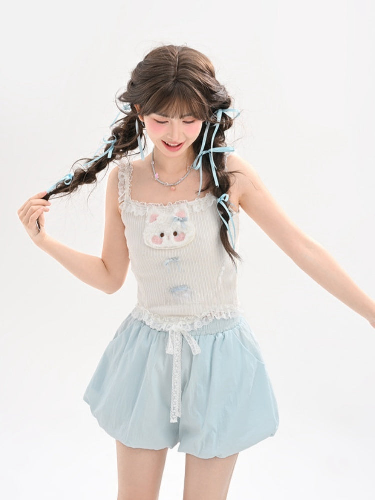 Cami Top mit Schleife und Plüsch-Kätzchen-Applikation, gerüschter Spitzenbesatz, Weiß